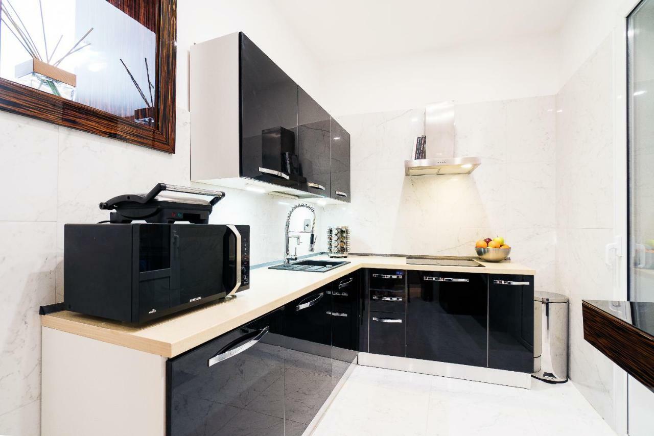 The Brunetti - Luxury Serviced Apartment Rome Exterior photo